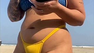 Caught his dick and let him touch my pussy in wild hentai