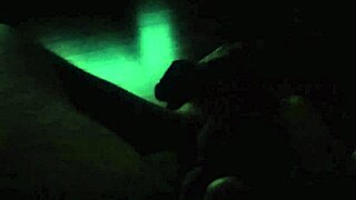 Sega di mia moglie masturbating and giving handjob homemade.