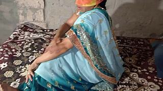 Hot Indian Desi Step Brother-in-Law and Sister-in-Law Engage in Steamy Bath Sex on Bus