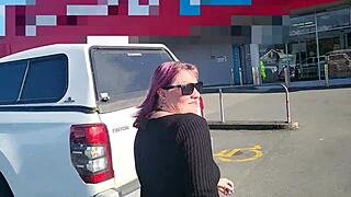 Kiwi Slutty Milf Banged in Store Changing Room