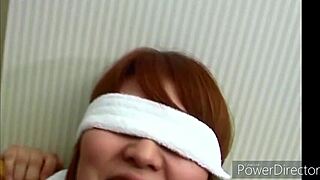 what's this amateur ol doing blindfolded with her wet pussy?