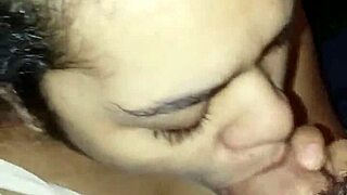 Latina performs sloppy deepthroat sucking