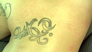 big booty woman rides her customer in the car