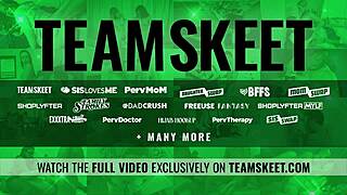 New Girls Violet Moore and Celestina Blooms Are Filthy Stepsisters in Action