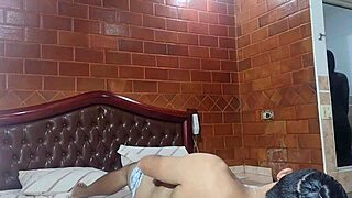 Fernanda Chocolatte's brutal cowgirl knocks out britadeira, then he eats her ass and cums again