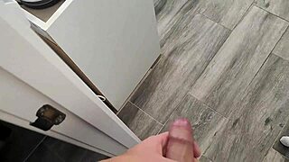 pov, caught my hermanastra masturbating and we squirted together in fitness gear