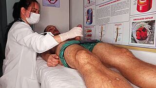 书呆子女学生房间操朋友