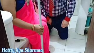 desi hot banging with sexy housewife today