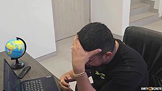 Fucking boss's stepdaughter behind his back