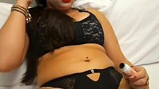 Pamela Pantera cums on erotic hydromassage chair with anal plug!