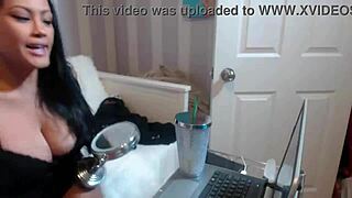 oily big boobs maxine x vibes clit solo, intriguing?