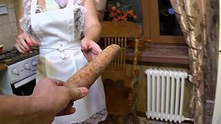 erotic mature amateur prepares carrot in a unique way