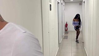 Neighbor gives me her wet pussy