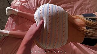 Extreme Close Up Fucking Of 20 Year Old Beautiful Girl's Pussy