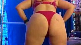 Hotwife Steffi Teases with Sexy Pussy Dance Moves.