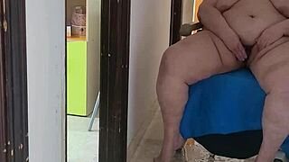 Coolmarina Meona explores a new tool for intense self-pleasure