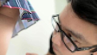 An Asian couple tried a dildo for the first time