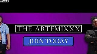 Christina Lee Fucks And Squirts Hard