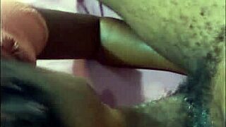 haley paige starts with a dildo but ends up blowing a thick dicked stud for cumshot