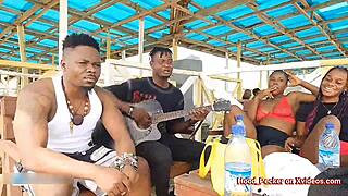 I'm sharing this homemade video of me fucking my girlfriend, it's amateur and so intense 😘