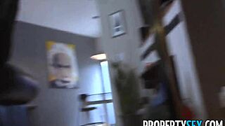 Propertysex - Stunning Real Estate Agent Turns Out to Be Naughty Escort