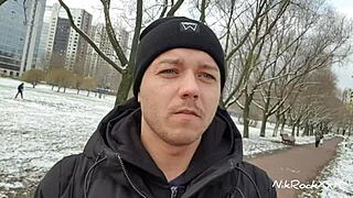 俄罗斯搭讪贝拉穆尔为快钱猛干