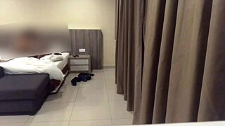 Hidden Cam Catches Cheating Tinder SLUT in Action