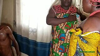 Princess catches chief priest fucking mum