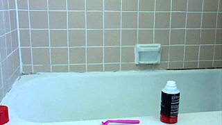 Lisette decides to shave her hairy pussy by the pool