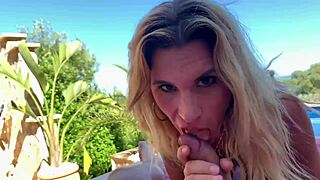 amateur milfs riding big cocks outdoors in summer 😍