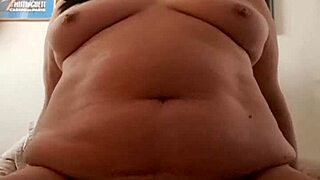 Hot Wife Fucks Pillow In Homemade Softcore Scene.