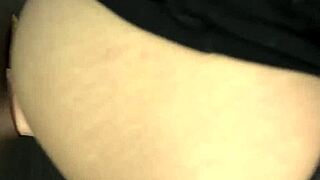 Fetish Babe Gets Messy Bukkake Gloryhole!