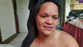 Latina With Big Ass Gets Real Cumshot For Foot Fetish Video. Intense And Delicious