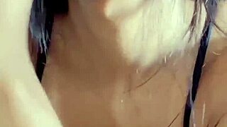 Punheta guiada gemendo gostoso no seu ouvido joi gozei 8x