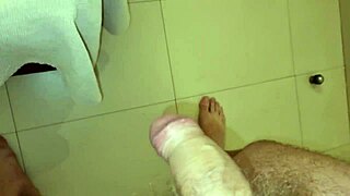 She fucks, moans, and cums with intense cumshot 😍