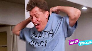 Finally, dimwits get laid by horny step sisters in family fantasy 😏