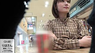 日本业余者表演口交和内射自慰