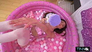 Tiana Blows That Fat Dick Tight