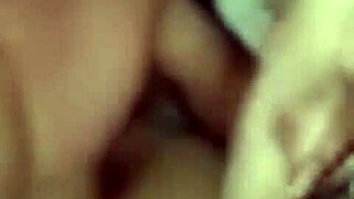 Omnia, a mature egyptian woman, in an arab setting