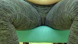 teen babe in leggings teases her sugar daddy during photoshoot.