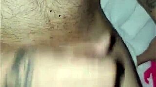 Slutty wife gives amazing handjob, wow! 😍