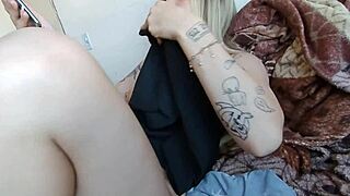 让新娘多玩我的大屌然后灌满光屄热奶