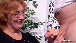 想象一个老德国夫妻尝试与老师FFM？