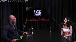 Bibi Hourani is crazy for giving her ass with that vibrator from mom