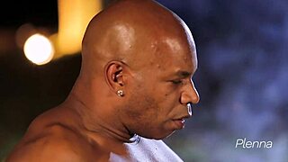 Capoeira Lis and Carol Fenix star in foot fetish compilation with others