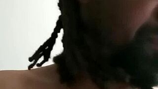 wake up with yo old-school patna cubby so luvily