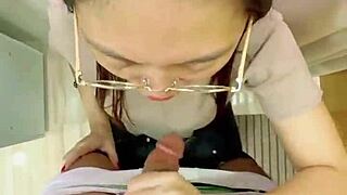 Indonesian girl cheats with her boss for money