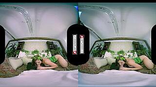 Poison Ivy XXX Cosplay VR: Stunning Evil Redhead Gets Her Pussy SMASHED.