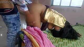 Damn, that hot bhabhi gets rough anal doggystyle from delivery boy!