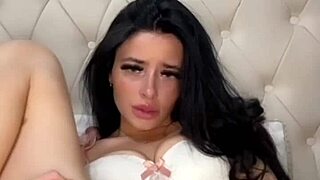 I feel so horny as british slut in girlfriend experience